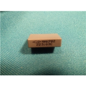 22 uF 630V Impulzuskondenzátor, furatszerelt / RENDELÉSRE