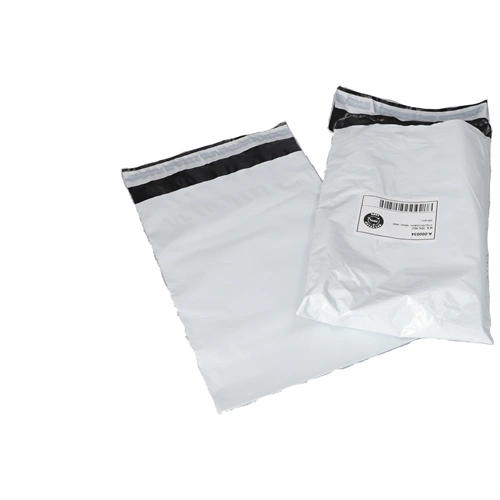 240x325mm Futártasak