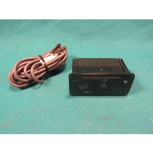 -30 - +110°C 220 V  AC Hőmérő digitális (fekete)TPM-910 EGYSZERŰ / RENDELÉSRE