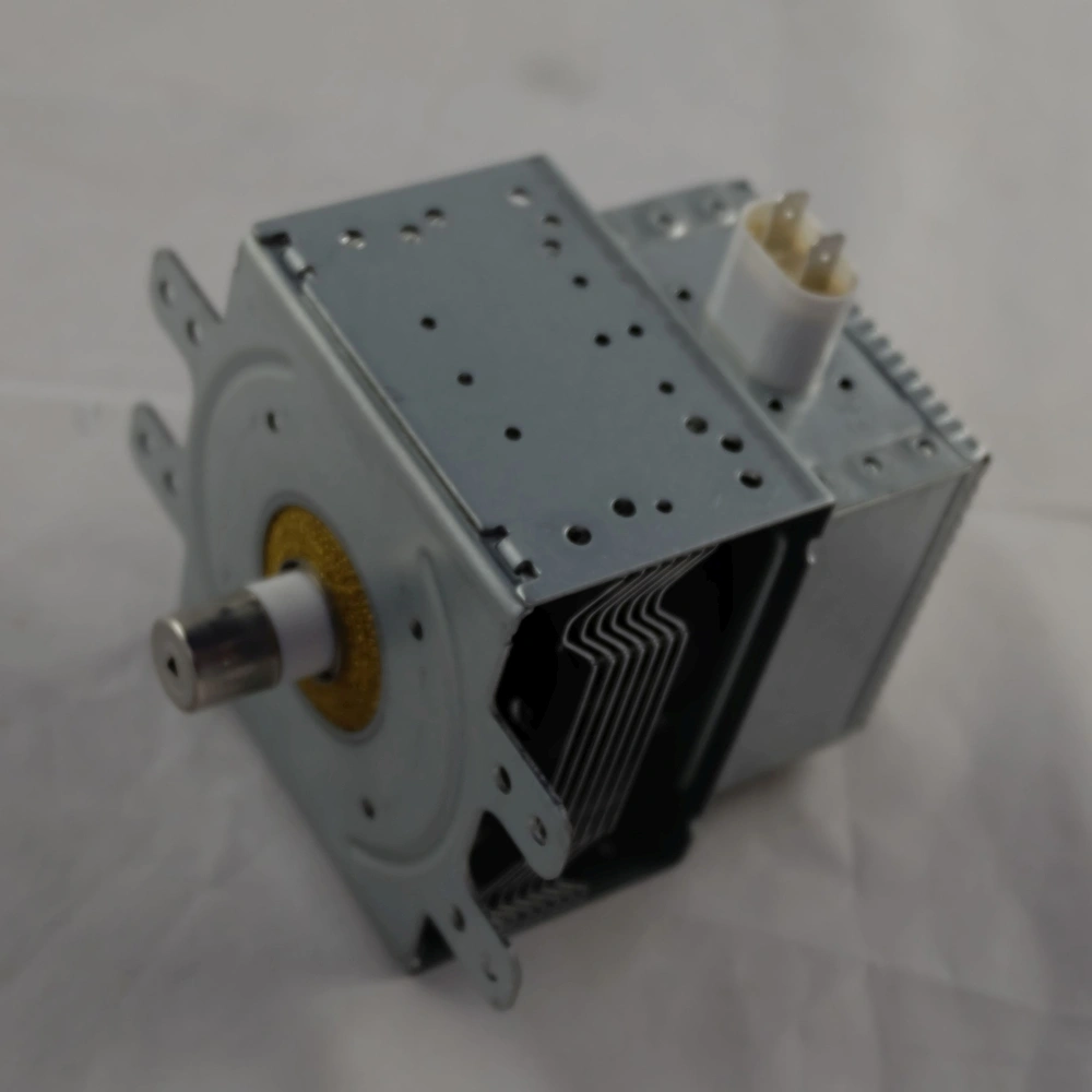 AM 721 Magnetron 2M246 03TAG  850 W / RENDELÉSRE