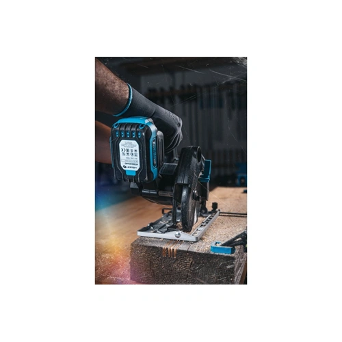 Akkumulátoros körfűrész géptest (töltő és akku nélkül), szénkefementes, 18 V, 165 mm, HÖGERT HT2E235-0CS  