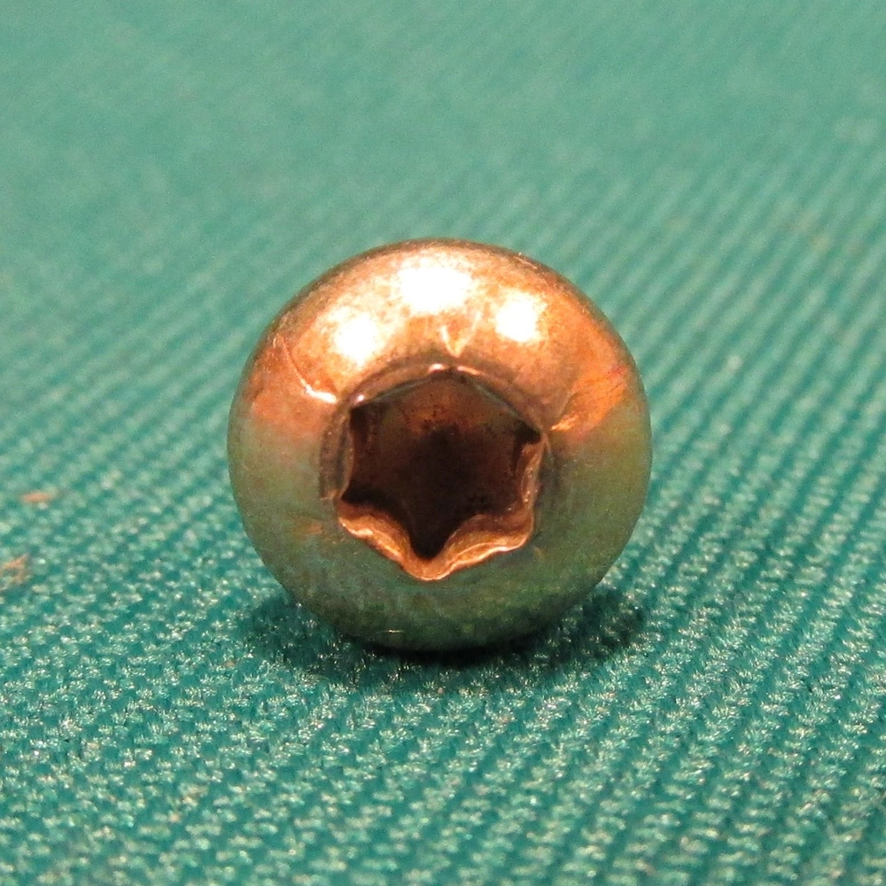 Csavar (eredeti) WHIRLPOOL főzőlap / RENDELÉSRE