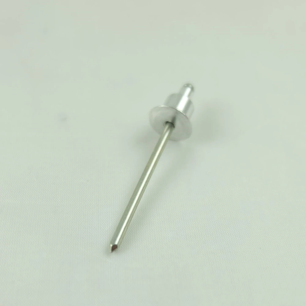 Csavar, tepsi tartó görgő (eredeti) AMICA tűzhely / RENDELÉSRE