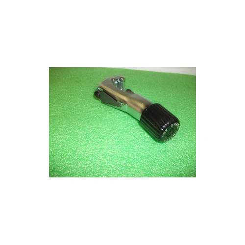 Csővágó Alu és Réz csőhőz 1/8 - 1.1/8 ( 3 - 28 mm )/RENDELÉSRE