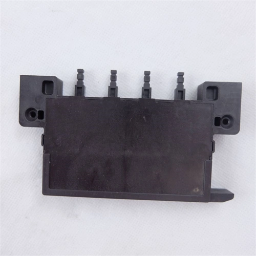 Kapcsoló első (eredeti) WHIRLPOOL páraelszívó / RENDELÉSRE