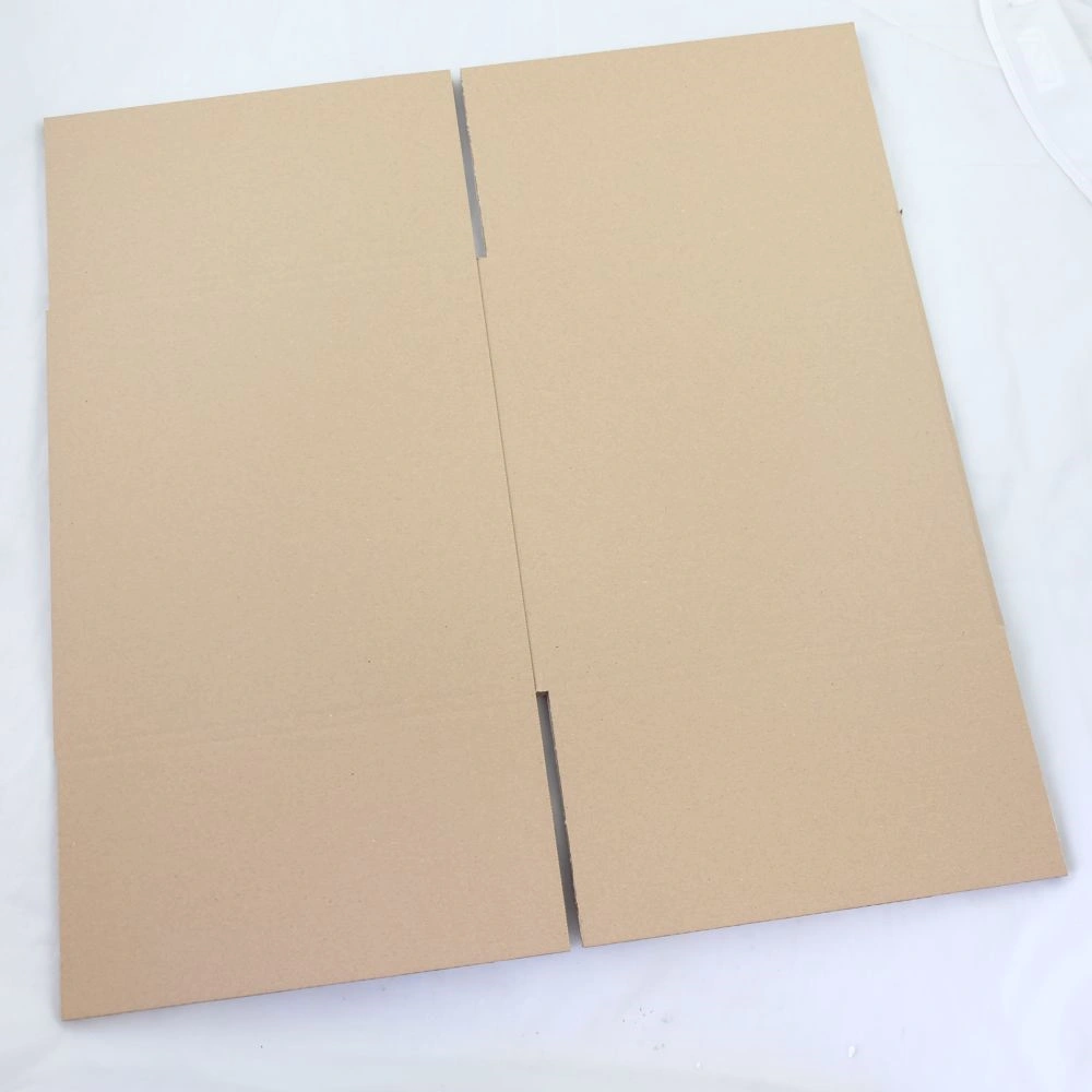 Kartondoboz csomagoláshoz 300x300x300mm /Csillámlaphoz, üvegtányérhoz 25db/cs