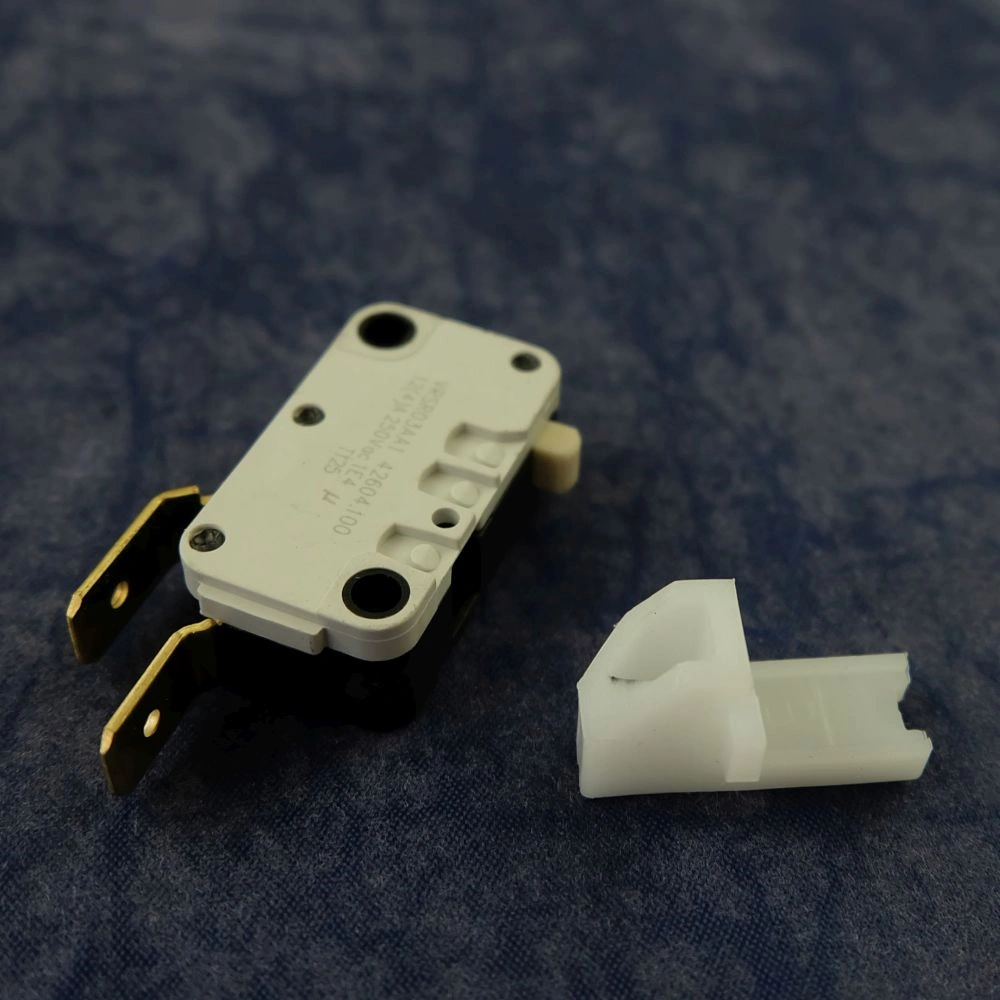 Mikrokapcsoló (eredeti) WHIRLPOOL / INDESIT páraelszívó / RENDELÉSRE