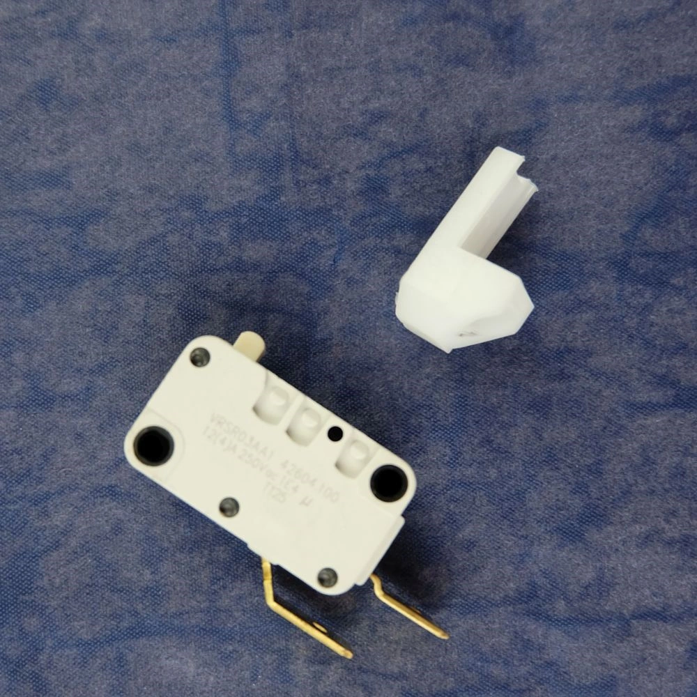 Mikrokapcsoló (eredeti) WHIRLPOOL / INDESIT páraelszívó / RENDELÉSRE