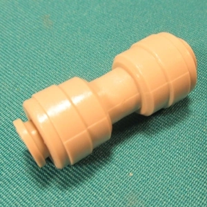 Toldó 6/6mm (vízcsőhöz, egyenes) 1/4 coll Side by side hűtőgép / RENDELÉSRE