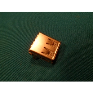 USB alj beépíthető / RENDELÉSRE