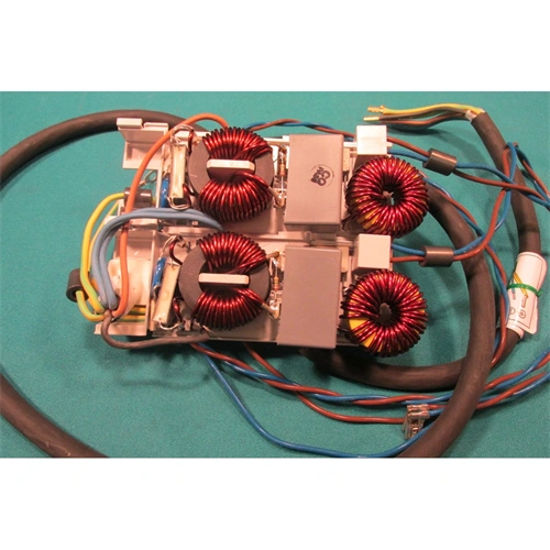 Zavarszűrő hálózati vezetékkel (eredeti) INDESIT főzőlap / RENDELÉSRE