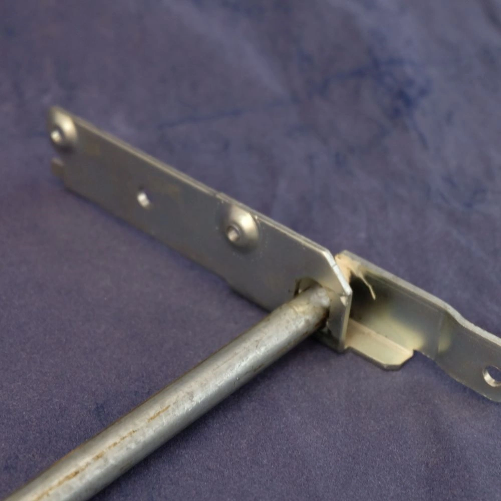 Zsanér ajtó alsó (eredeti) INDESIT mosogatógép / RENDELÉSRE